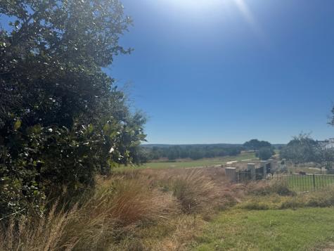 1072 Albatross Way Kerrville TX 78028