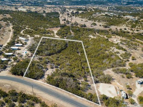 218 Madrona Kerrville TX 78028