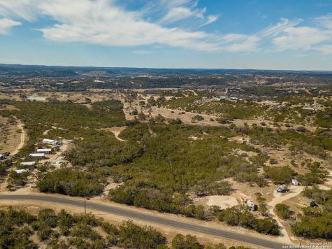 218 Madrona Kerrville TX 78028