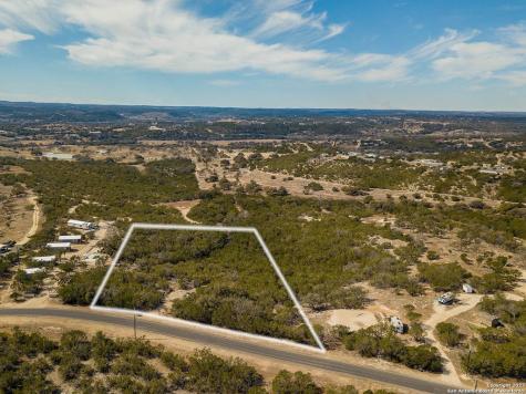 218 Madrona Kerrville TX 78028