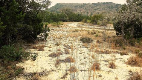 137 Middle Road Leakey TX 78873