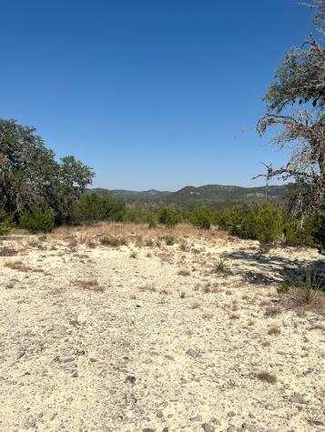 137 Middle Road Leakey TX 78873