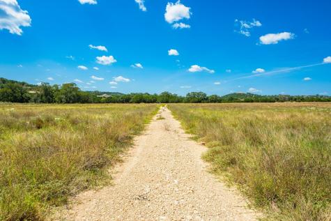 150 Tablerock Ridge Road Camp Verde TX 78010