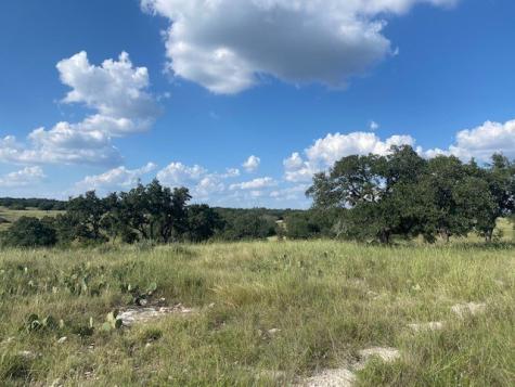 74L Tablerock Drive Kerrville TX 78028