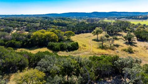 199 Palisades Drive Camp Verde TX 78010