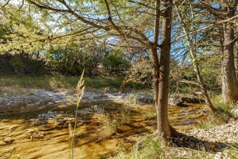 199 Palisades Drive Camp Verde TX 78010