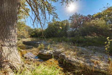 199 Palisades Drive Camp Verde TX 78010