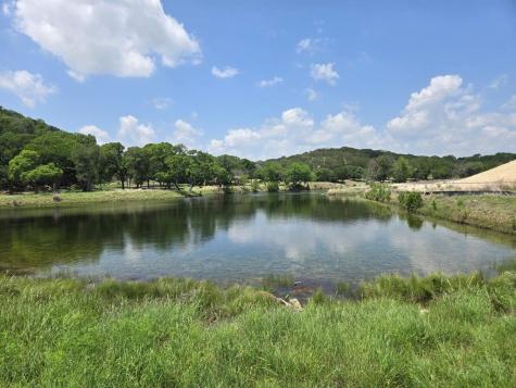 156 Shapen Springs Road Kerrville TX 78028