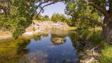 120/134 Stieler Springs Lane N Comfort TX 78013