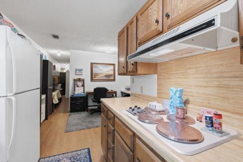 818 Lois Street Kerrville TX 78028