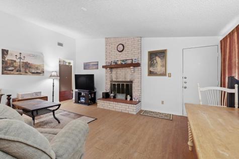 818 Lois Street Kerrville TX 78028