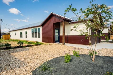 1103-15 Lois Street Kerrville TX 78028