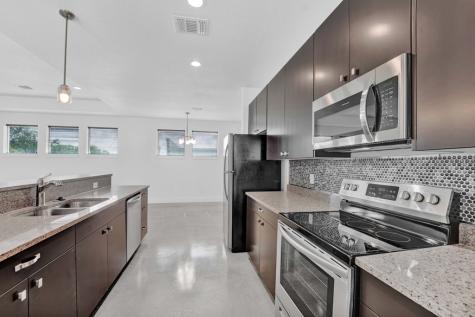 1103-15 Lois Street Kerrville TX 78028