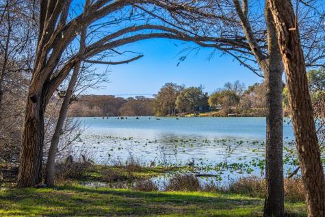 135 Rooster Ridge Kerrville TX 78028
