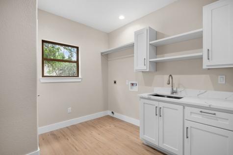 200 Castle Pines Drive Kerrville TX 78028