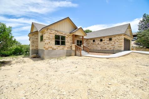 200 Castle Pines Drive Kerrville TX 78028