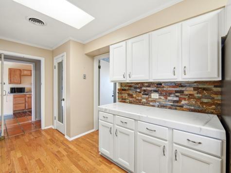 159 Thornton Lane Lakehills TX 78063