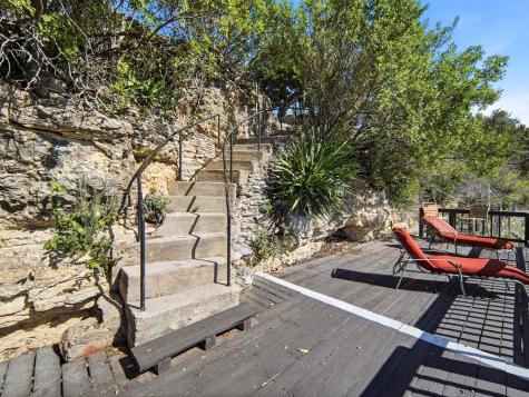159 Thornton Lane Lakehills TX 78063