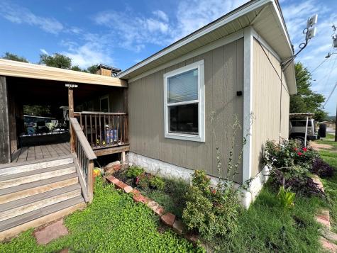 138 Third Street Harper TX 78631