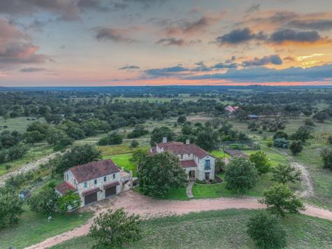 2975 Bear Creek Road Fredericksburg TX 78624