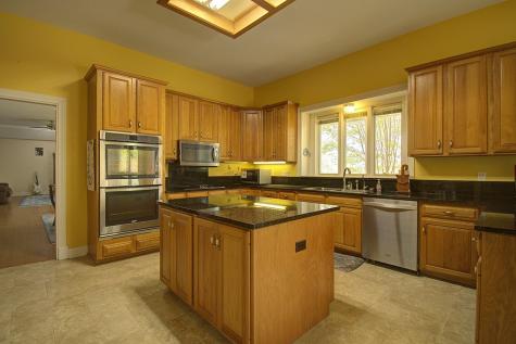 100 Westchester Circle Kerrville TX 78028