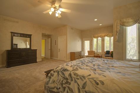 100 Westchester Circle Kerrville TX 78028