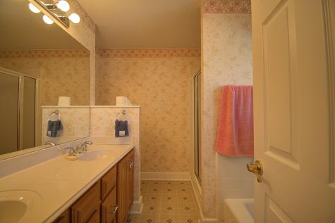 100 Westchester Circle Kerrville TX 78028
