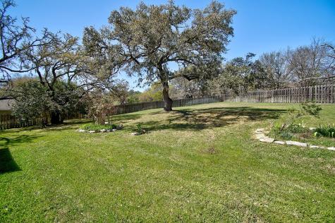 100 Westchester Circle Kerrville TX 78028