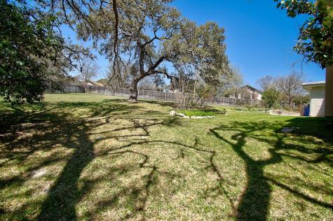 100 Westchester Circle Kerrville TX 78028