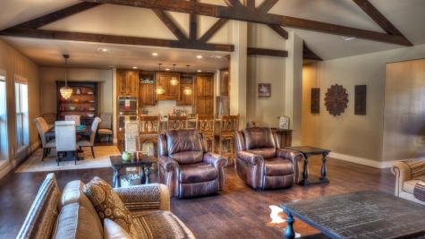 6454 Us Highway 83 Leakey TX 78873