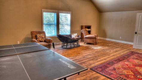 6454 Us Highway 83 Leakey TX 78873
