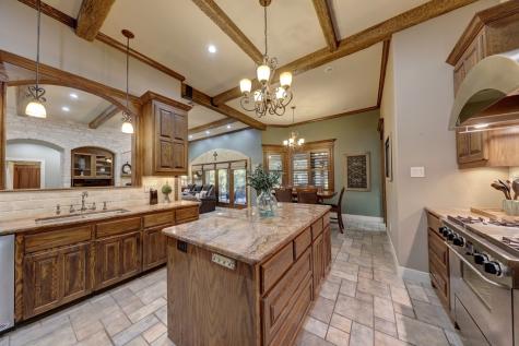 889 Highway 39 Ingram TX 78025