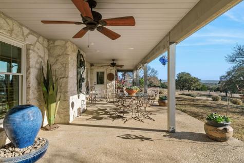 521 Bluff Creek Road Center Point TX 78010