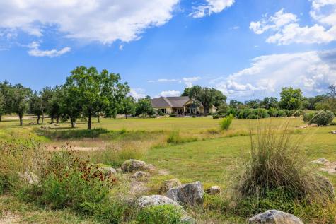 1320 Pass Creek Road Kerrville TX 78028