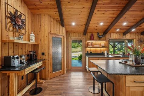 722 Lacey Oak Parkway Kerrville TX 78028