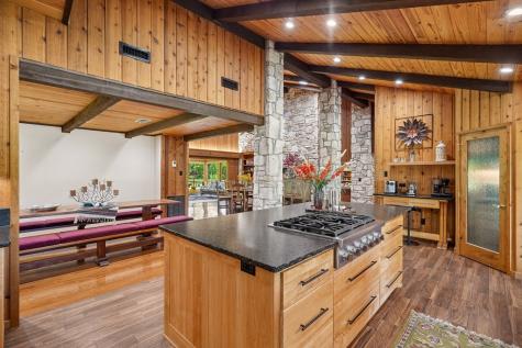 722 Lacey Oak Parkway Kerrville TX 78028