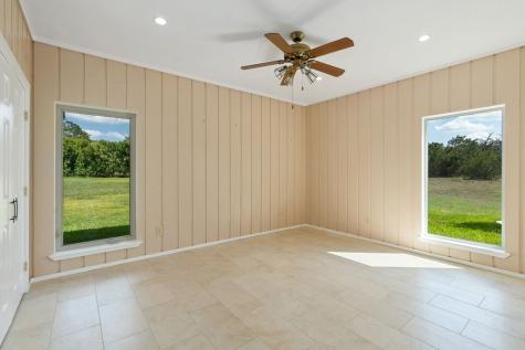 722 Lacey Oak Parkway Kerrville TX 78028