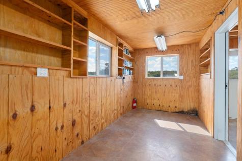 722 Lacey Oak Parkway Kerrville TX 78028