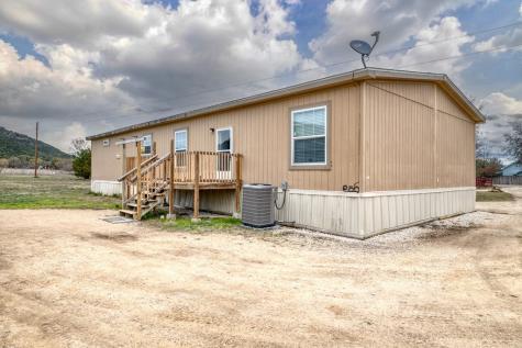 1189 County Road 350 Concan TX 78838
