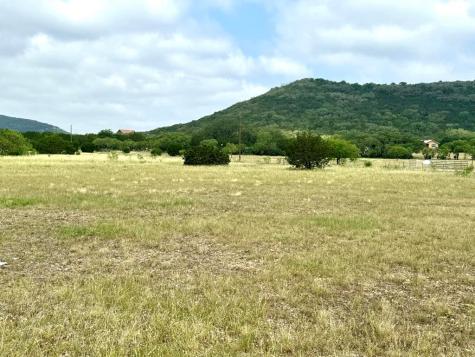 1189 County Road 350 Concan TX 78838