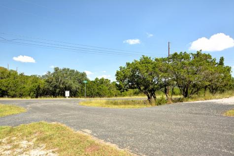 102 Robin Hill Kerrville TX 78028