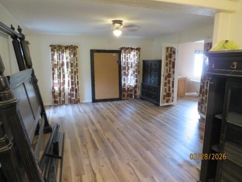 102 Robin Hill Kerrville TX 78028