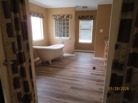 102 Robin Hill Kerrville TX 78028