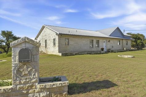 148 Michon Drive S Kerrville TX 78028