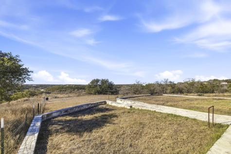 148 Michon Drive S Kerrville TX 78028