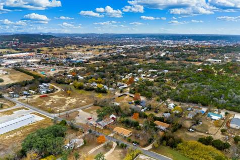 311 Leslie Drive Kerrville TX 78028