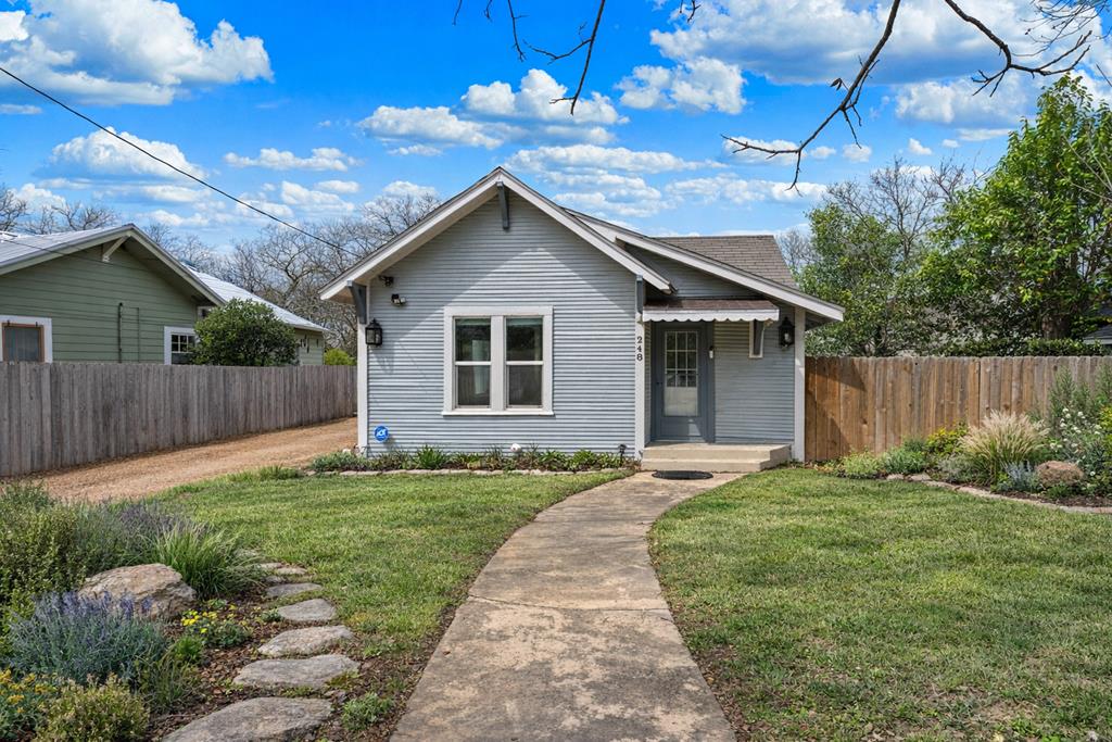 248 Travis Street Kerrville TX 78028