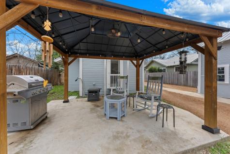 248 Travis Street Kerrville TX 78028