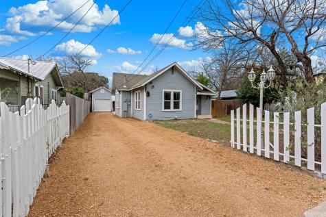 248 Travis Street Kerrville TX 78028