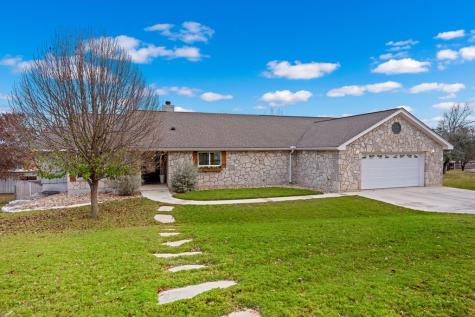 138 Holly Hill Drive Ingram TX 78025